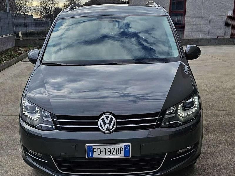 Usata VW Sharan Highline 150 CV (110 kW) 2016 Grigio Monovolume