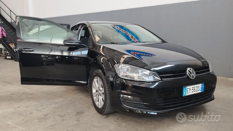Usata VW Golf VII Highline 110 CV (80 kW) 2015 Nero Berlina