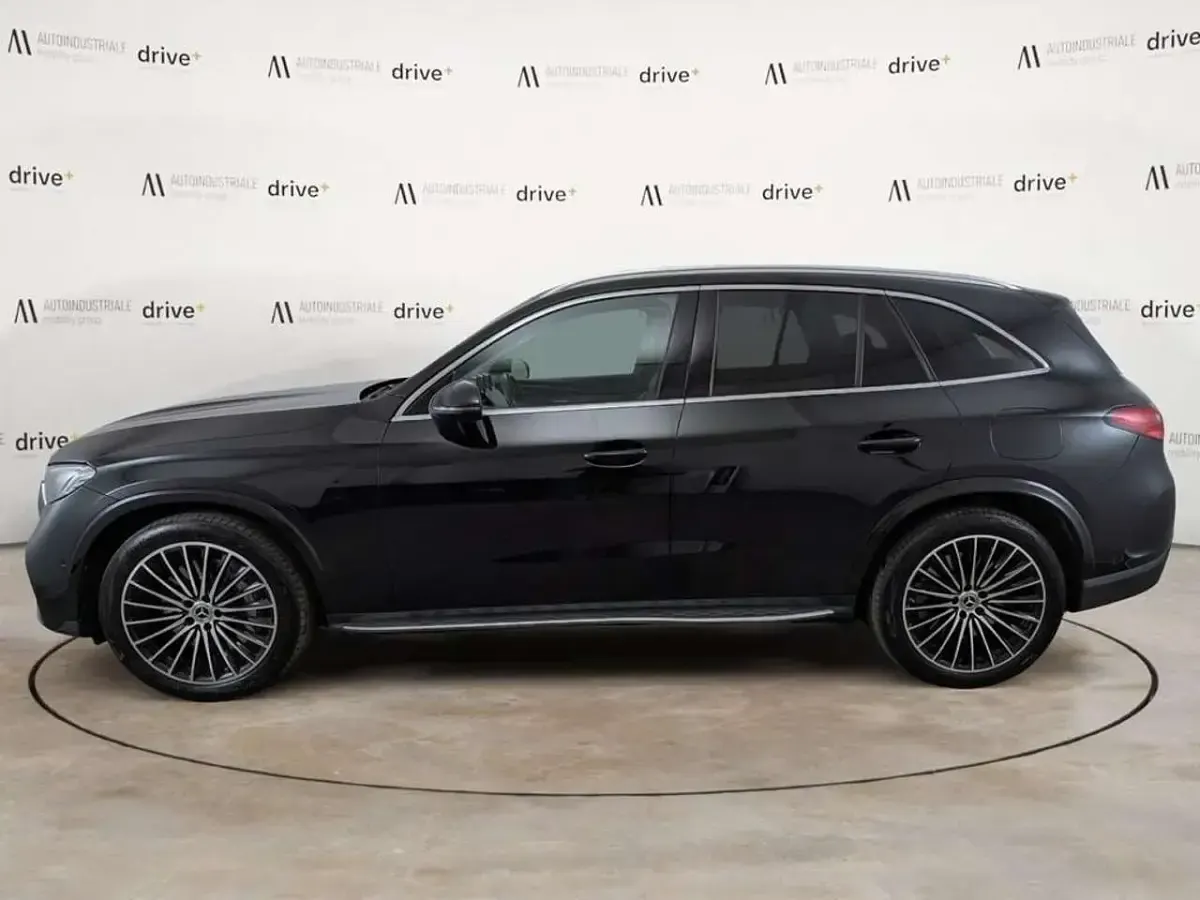 Usata Mercedes GLC300de Advanced 333 CV (244 kW) 2024 Nero ossidiana SUV
