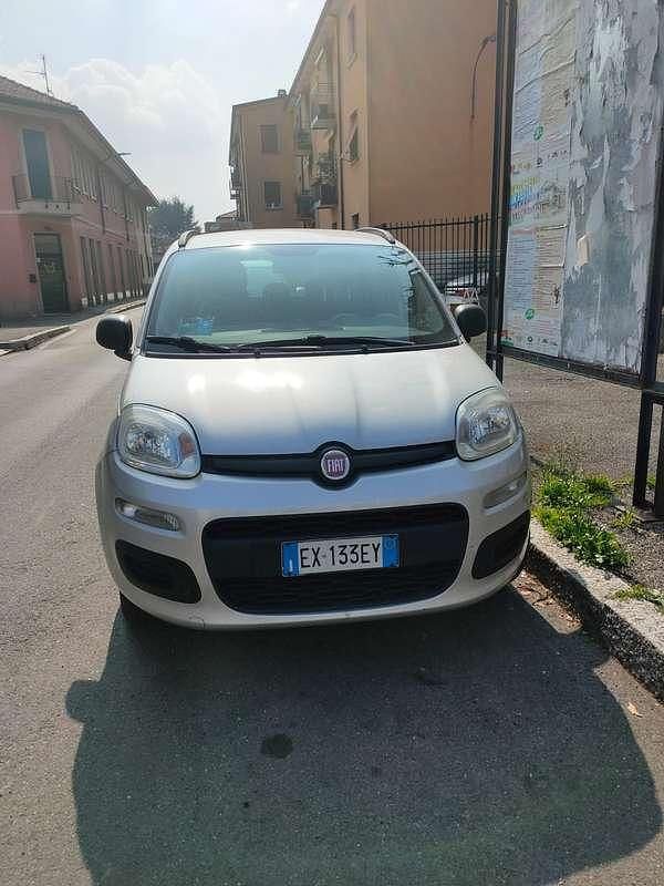 Usata Fiat Panda Easy 80 CV (58 kW) 2014 Argento Utilitaria
