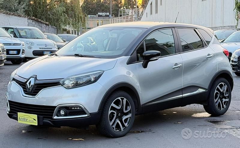 Usata Renault Captur 90 CV (66 kW) 2014 Grigio SUV