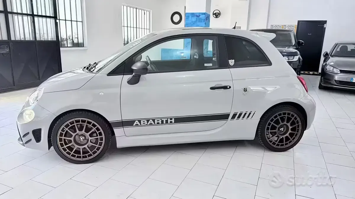 Usata Abarth 595 145 CV (106 kW) 2017 Grigio Berlina