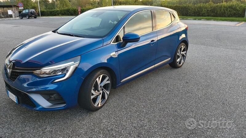 Usata Renault Clio IV 116 CV (85 kW) 2019 Blu Berlina