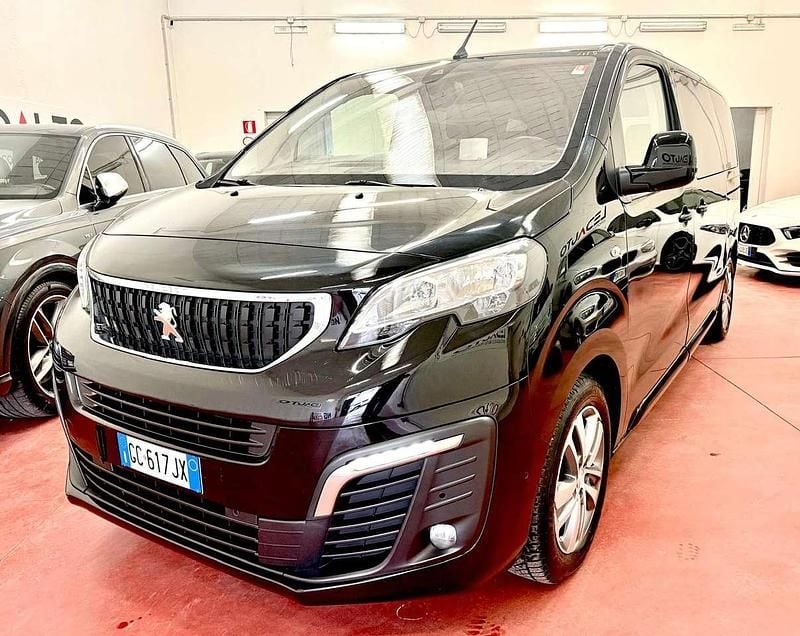 Usata Peugeot Traveller 179 CV (131 kW) 2020 Nero Monovolume