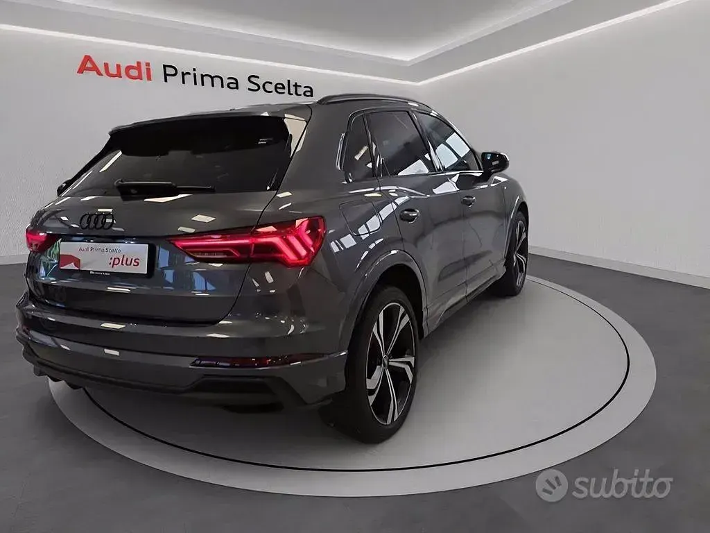 Usata Audi Q3 S-Line 150 CV (110 kW) 2023 Grigio daytona perla SUV