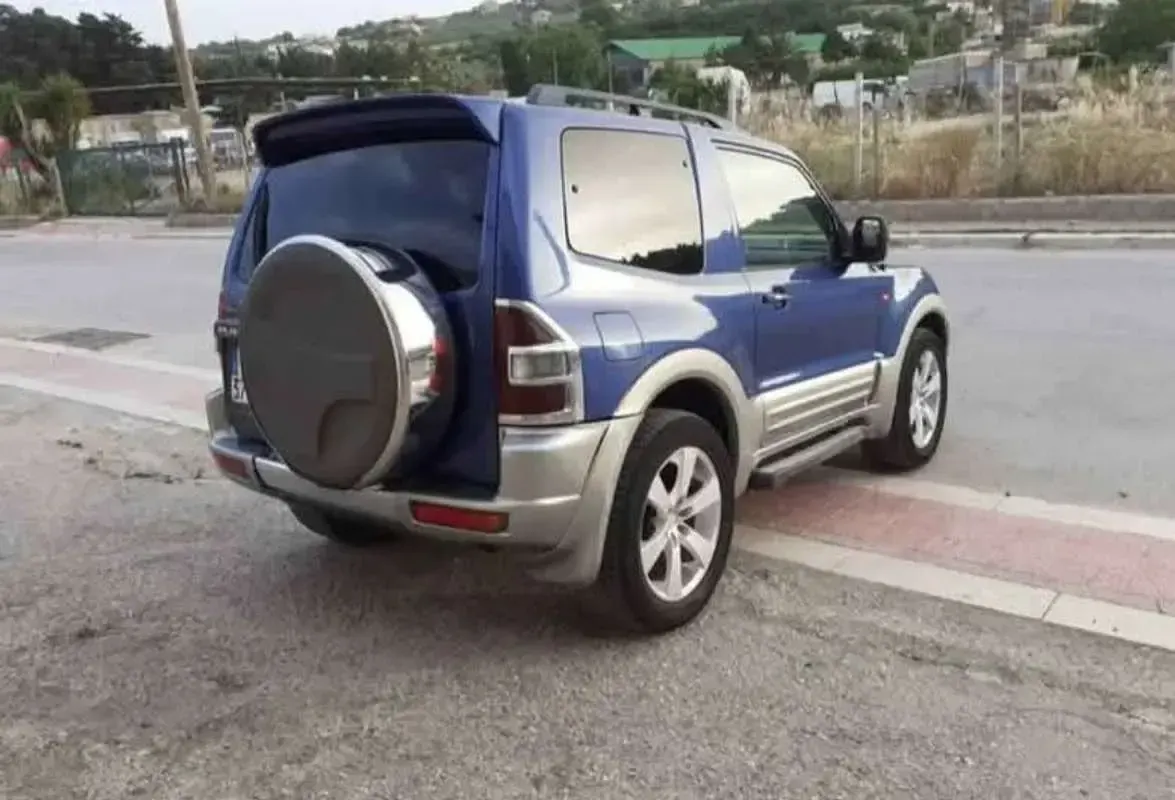 Usata Mitsubishi Pajero 160 CV (117 kW) 2003 SUV