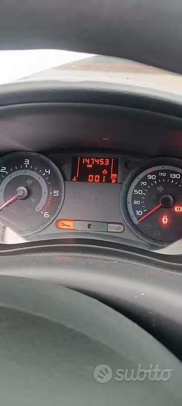 Usata Renault Clio II 75 CV (55 kW) 2006 Grigio Utilitaria