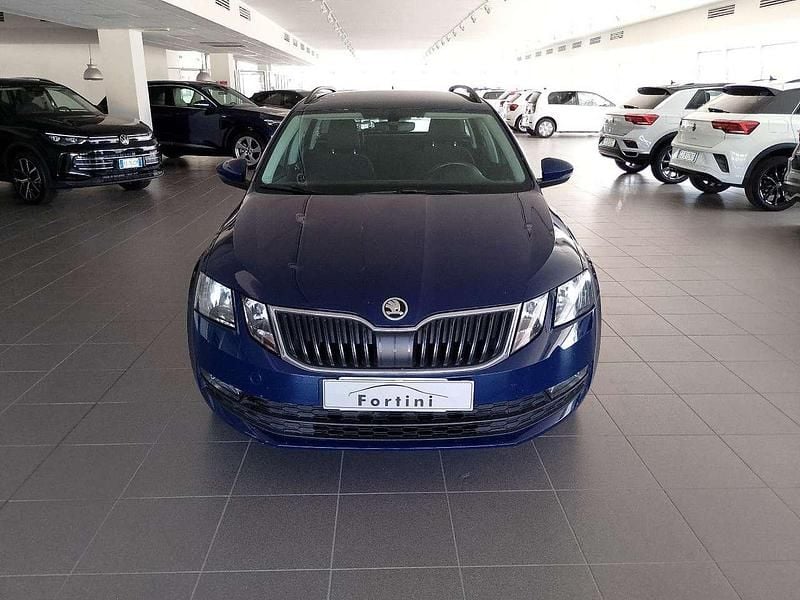 Usata Skoda Octavia Executive 116 CV (85 kW) 2017 Blu/azzurro Station wagon