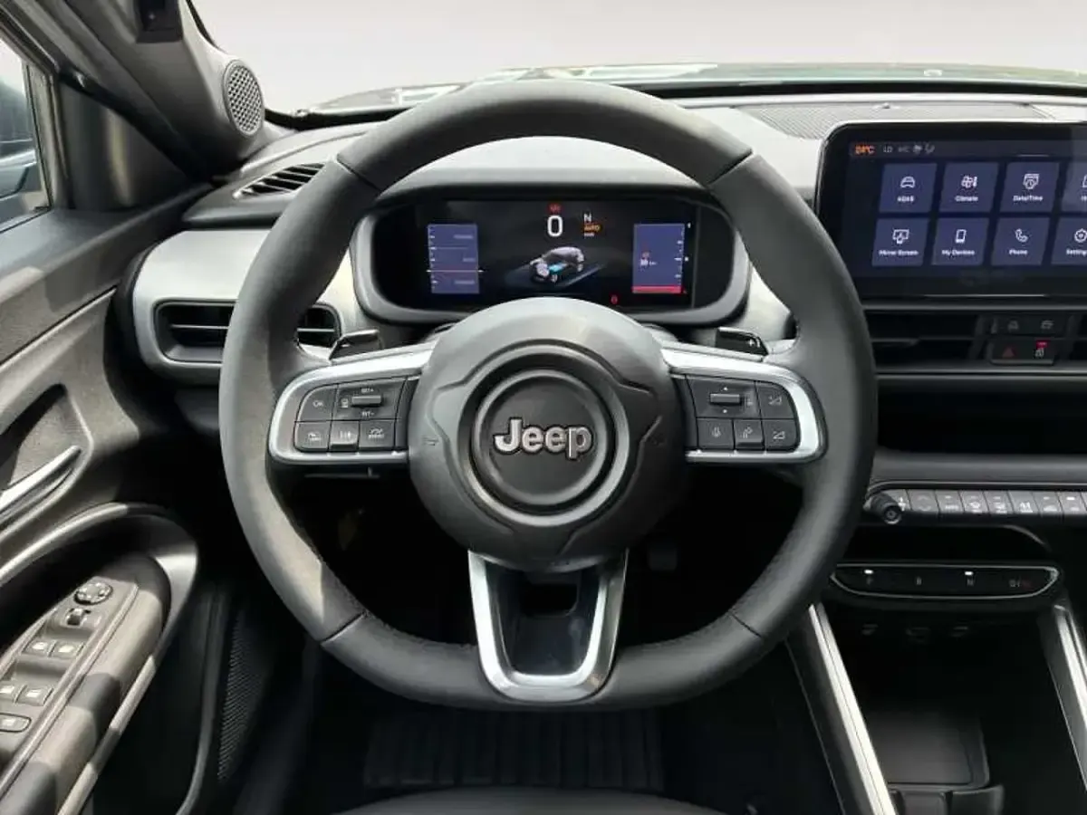 Nuova Jeep Avenger 136 CV (100 kW) 2026 Grigio SUV