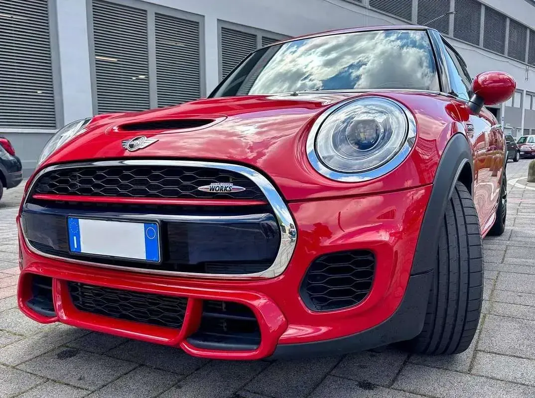 Usata Mini John Cooper Works Hype 231 CV (169 kW) 2017 Rosso Utilitaria