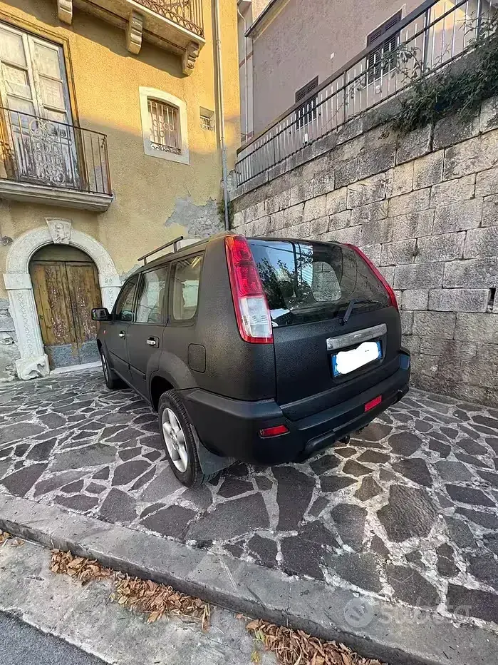 Usata Nissan X-Trail 2002 Grigio SUV