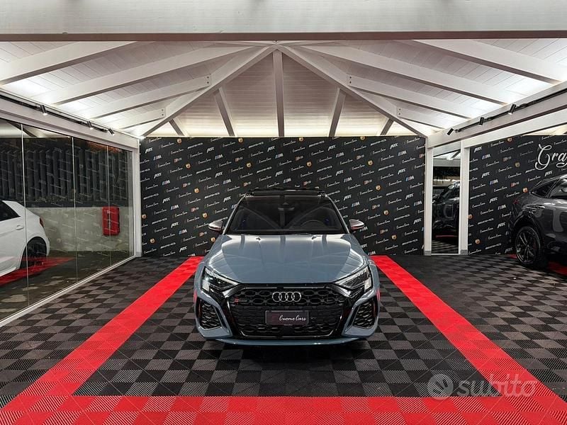 Usata Audi RS3 Ambiente 400 CV (294 kW) 2024 Grigio Berlina