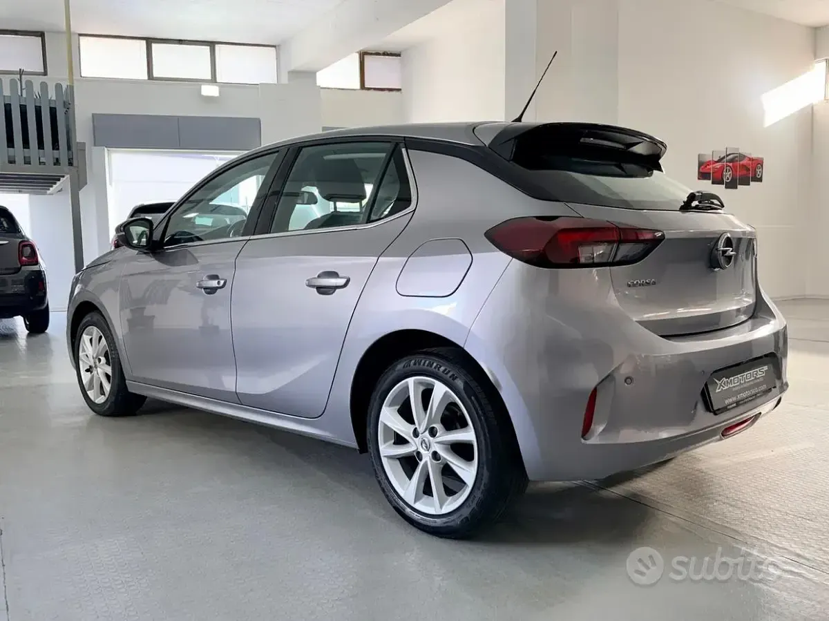 Usata Opel Corsa Elegance 75 CV (55 kW) 2021 Grigio Utilitaria