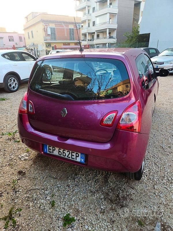Usata Renault Twingo 75 CV (55 kW) 2012 Utilitaria