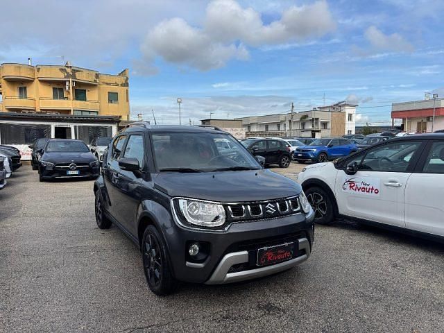 Usata Suzuki Ignis 82 CV (60 kW) 2022 Grigio scuro SUV