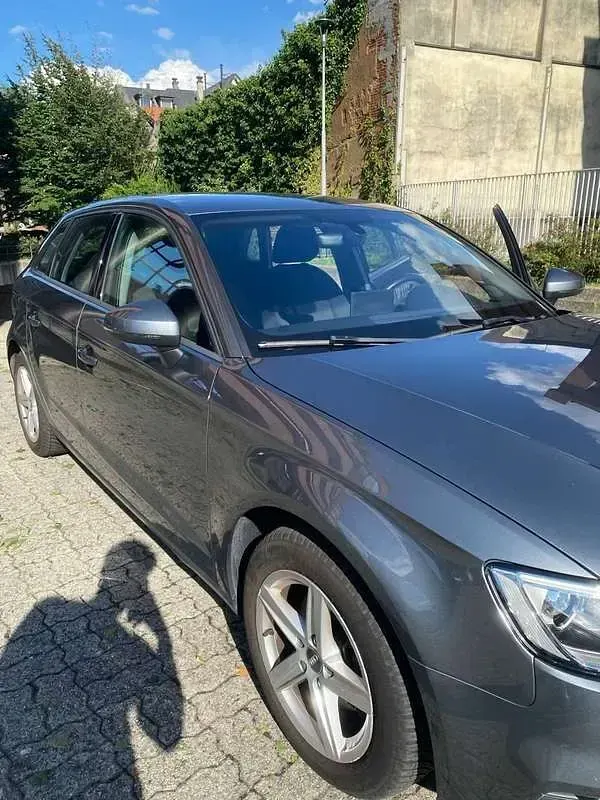 Usata Audi A3 Business 116 CV (85 kW) 2019 Grigio Berlina