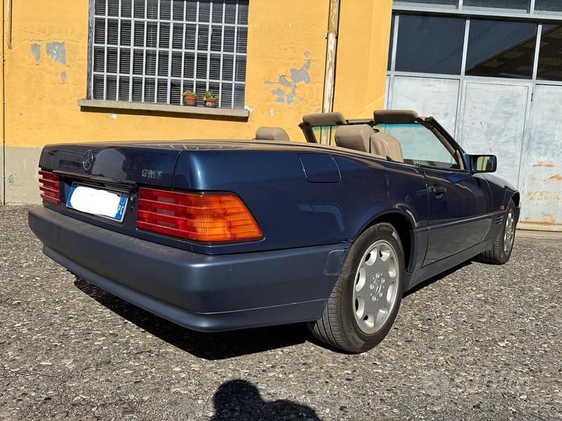 Usata Mercedes SL300 231 CV (169 kW) 1993 Blu Cabrio