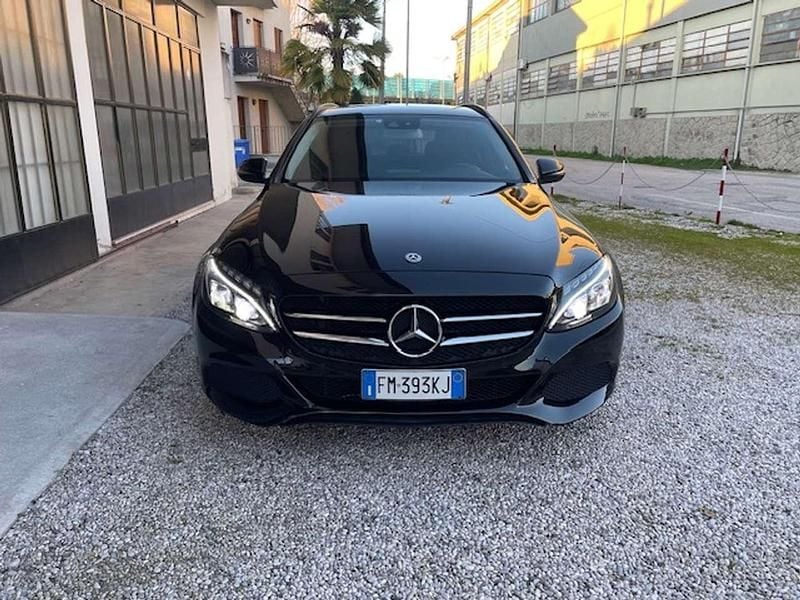 Usata Mercedes C200 136 CV (100 kW) 2018 Other Station wagon