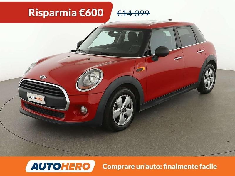 Usata Mini ONE 75 CV (55 kW) 2017 Rosso Utilitaria