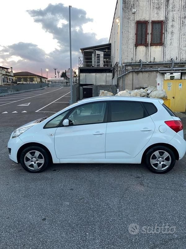 Usata Kia Venga 2010 Bianco Utilitaria