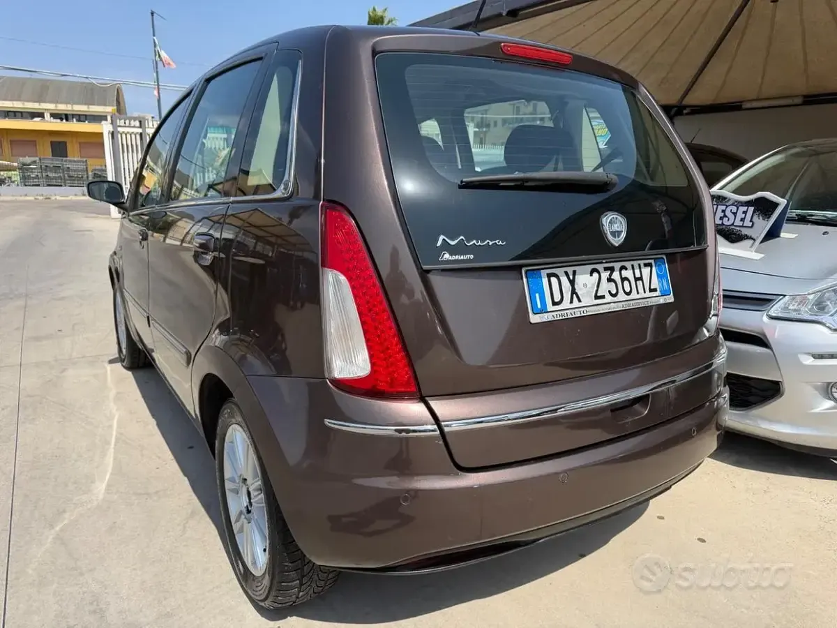 Usata Lancia Musa 77 CV (56 kW) 2009 Monovolume