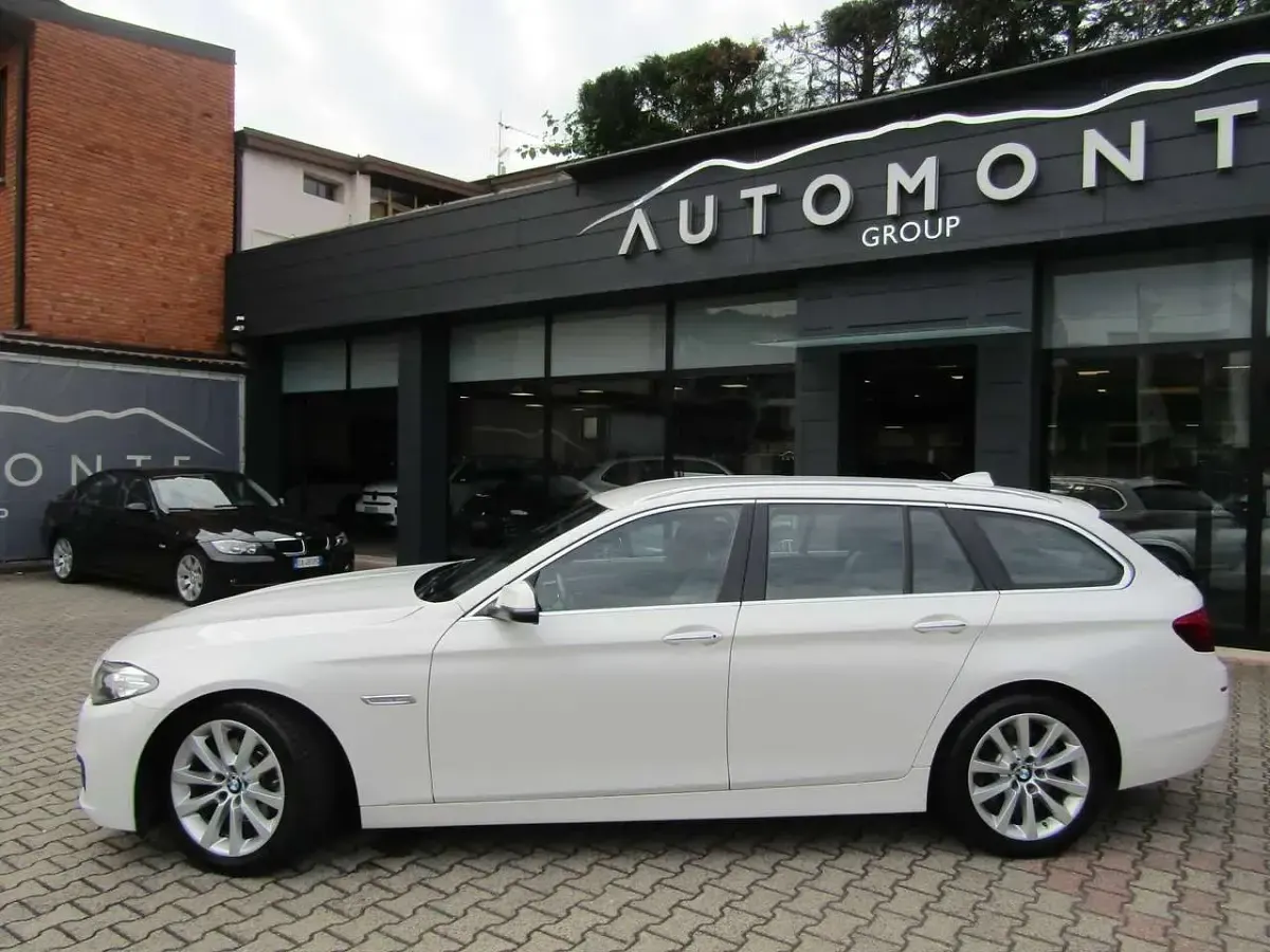 Usata BMW 520 190 CV (139 kW) 2017 Bianco Station wagon