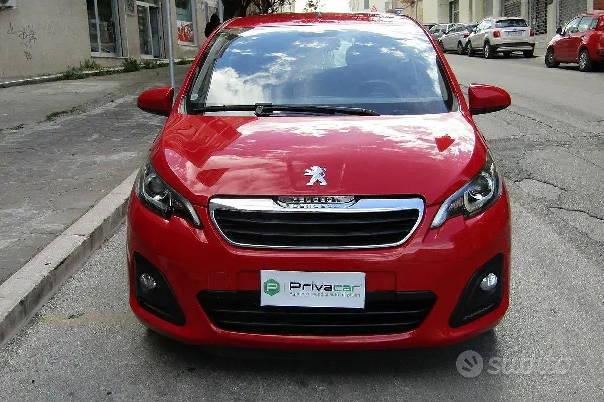 Usata Peugeot 108 Active 72 CV (52 kW) 2019 Rosso Utilitaria