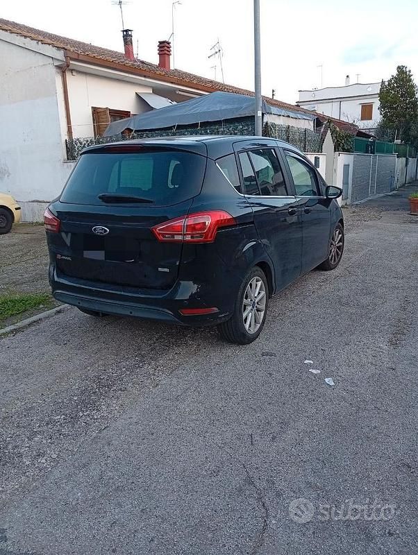 Usata Ford B-MAX Titanium 101 CV (74 kW) 2016 Nero Monovolume