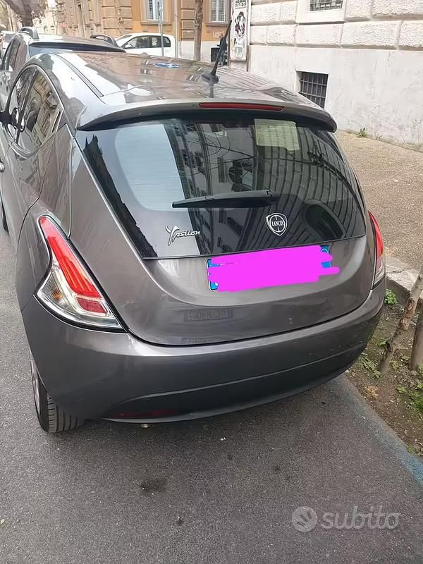 Usata Lancia Ypsilon 69 CV (50 kW) 2020 Utilitaria