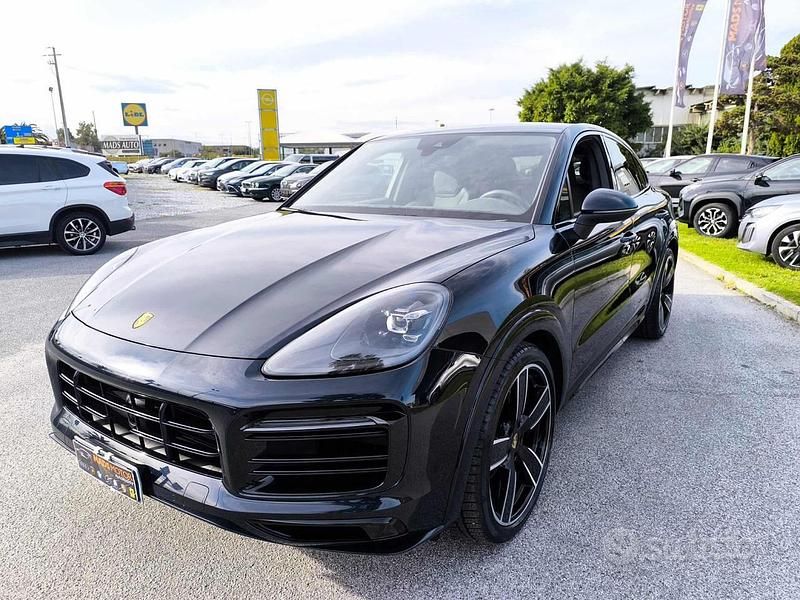 Usata Porsche Cayenne 340 CV (250 kW) 2021 Blu SUV