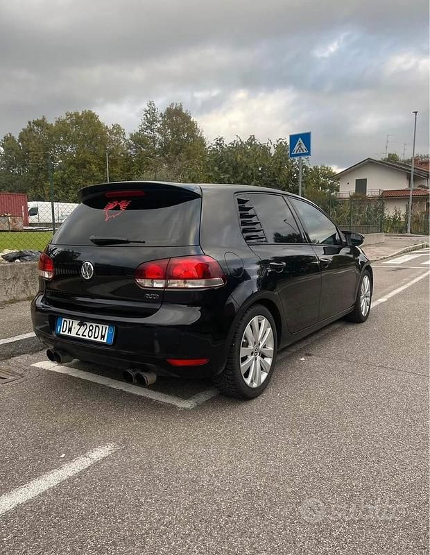 Usata VW Golf VI 160 CV (117 kW) 2008 Nero Utilitaria