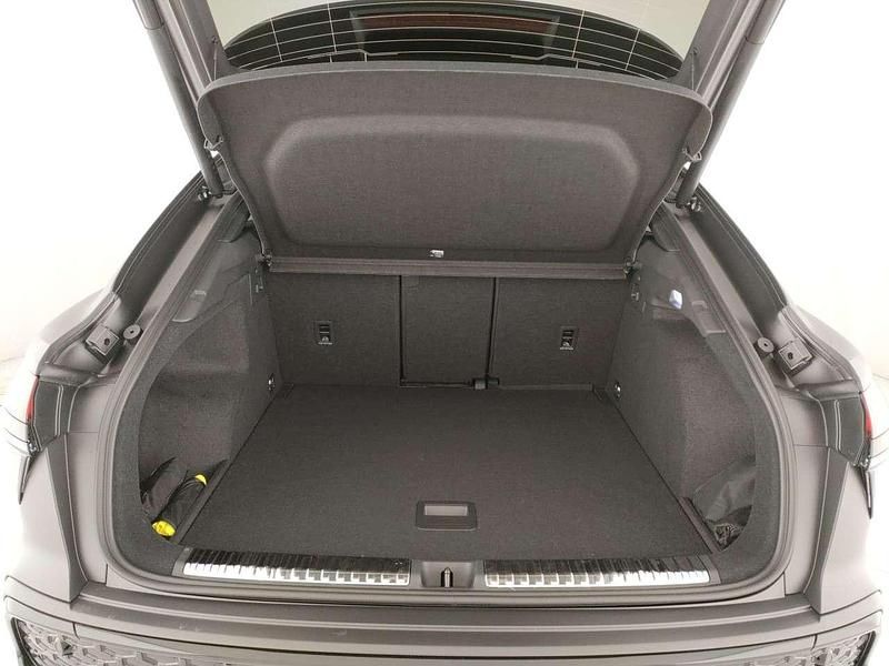 Nuova Audi Q3 Sportback S-Line 204 CV (150 kW) 2026 Marrone SUV