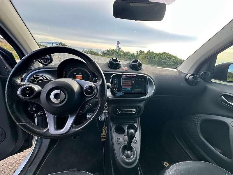 Usata Smart ForTwo Cabrio Prime 90 CV (66 kW) 2017 Bianco Cabrio