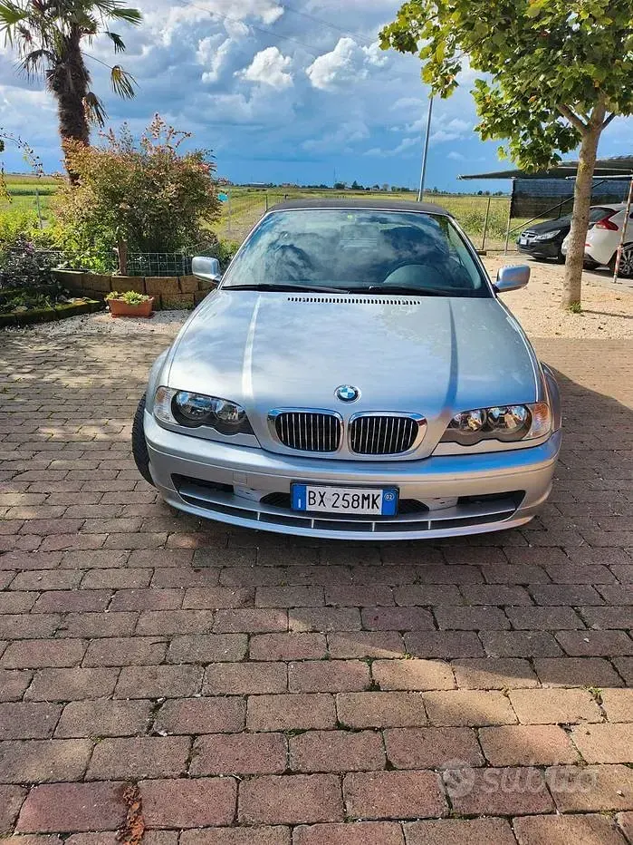 Usata BMW 318 143 CV (105 kW) 2002 Cabrio