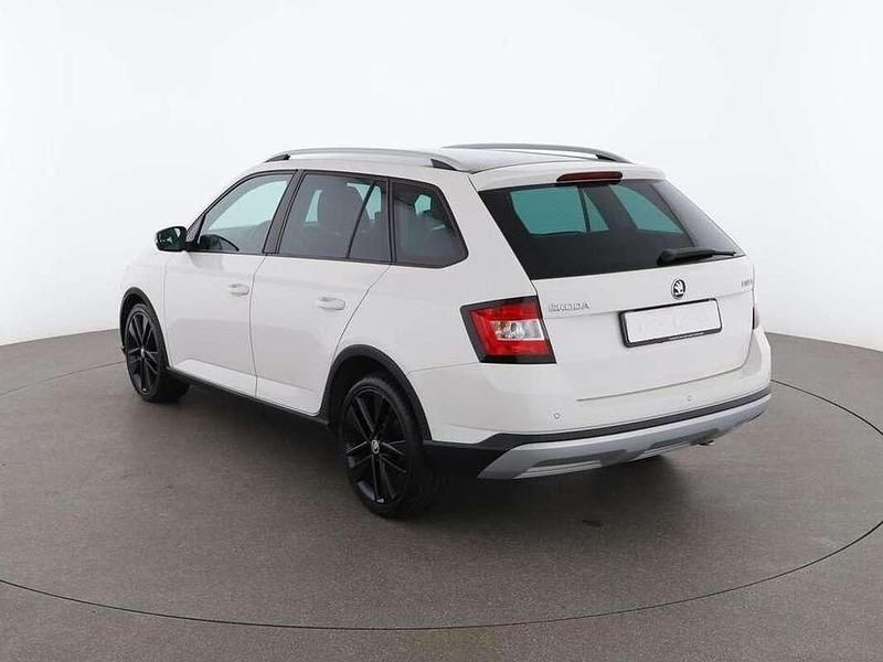 Usata Skoda Fabia ScoutLine 90 CV (66 kW) 2017 Bianco Station wagon