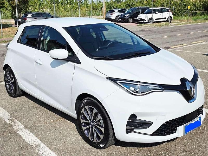 Usata Renault Zoe Intens 50 kW (69 CV) 2021 Bianco Utilitaria