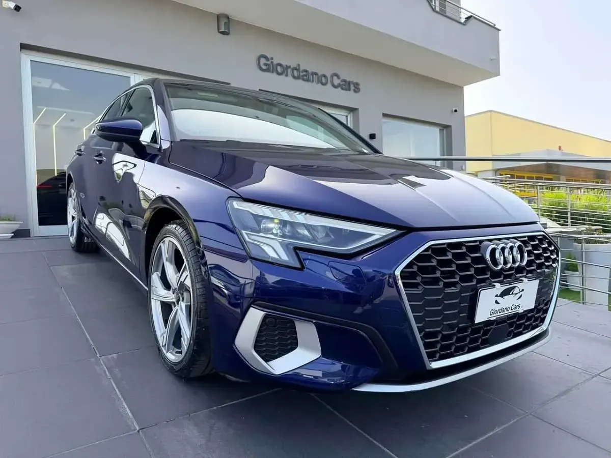 Usata Audi A3 S-Line 116 CV (85 kW) 2022 Blu/azzurro Berlina