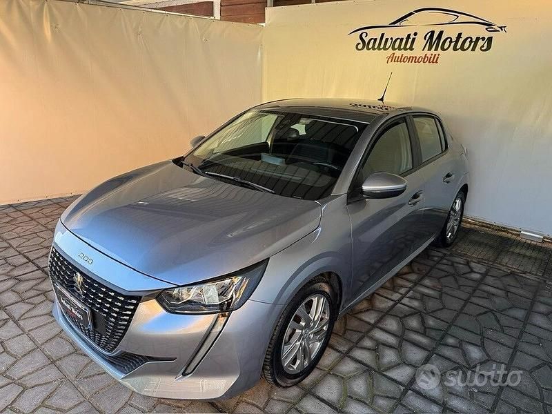 Grigio Usata 2020 Peugeot 208 Active Due volumi | 11.300 € (Buon prezzo) - Immagine 1/4