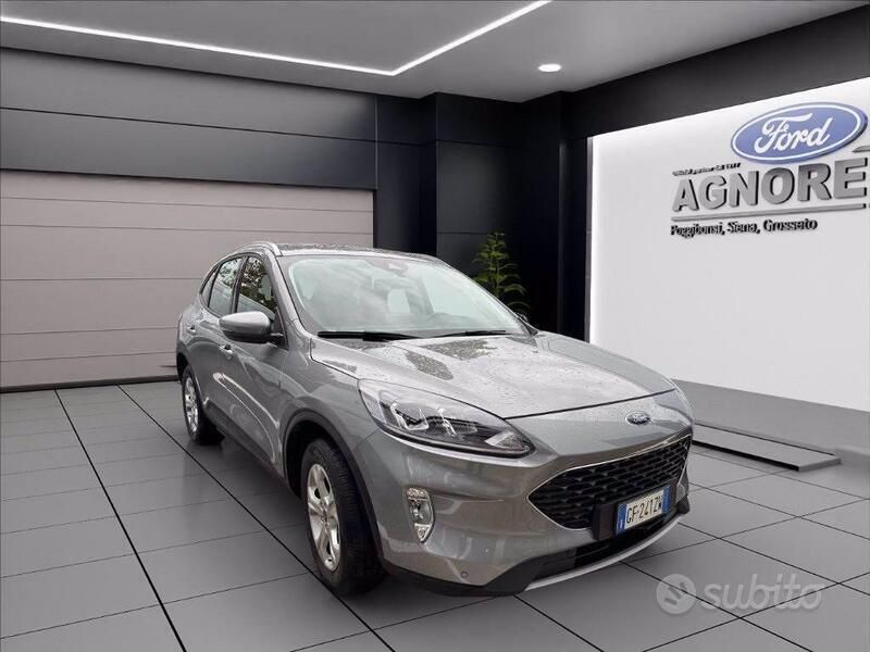 Usata Ford Kuga 152 CV (111 kW) 2021 Argento SUV