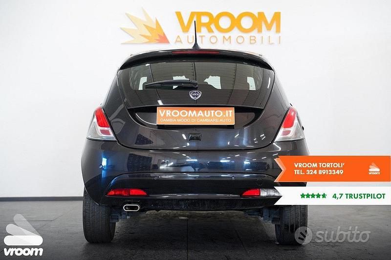 Usata Lancia Ypsilon S 69 CV (50 kW) 2024 Nero Utilitaria