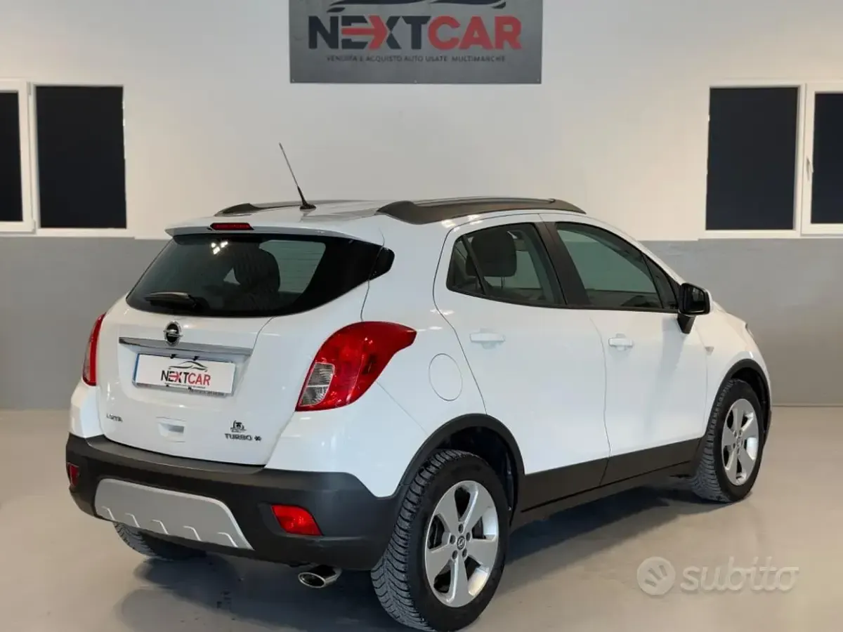 Usata Opel Mokka 140 CV (102 kW) 2016 Bianco SUV