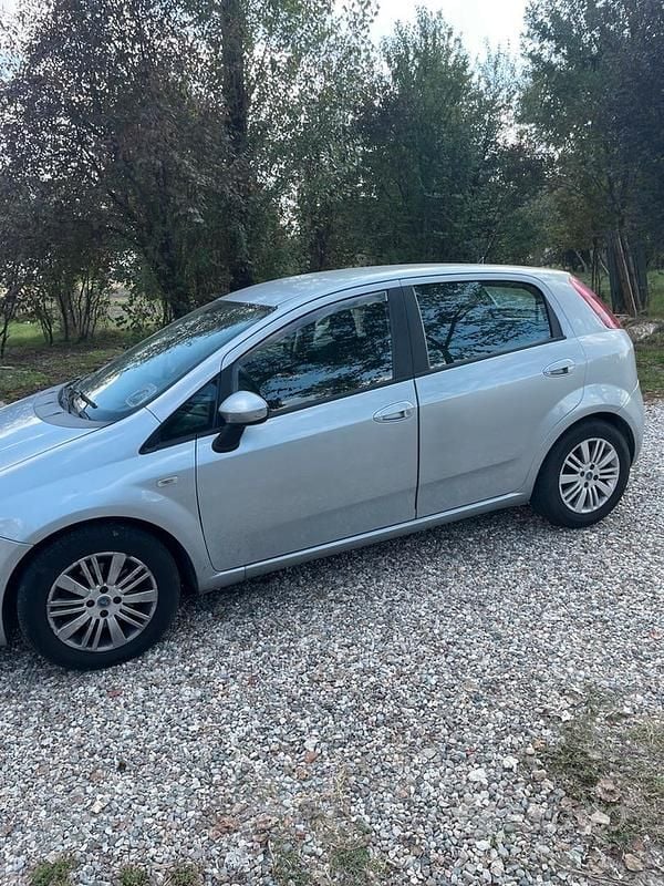 Usata Fiat Punto 57 CV (41 kW) 2008 Grigio Utilitaria