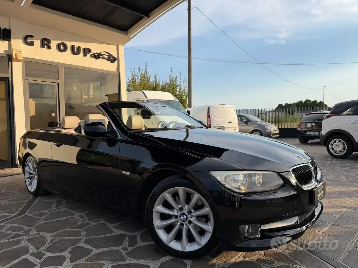 Usata BMW 320 Cabriolet 184 CV (135 kW) 2011 Nero Cabrio