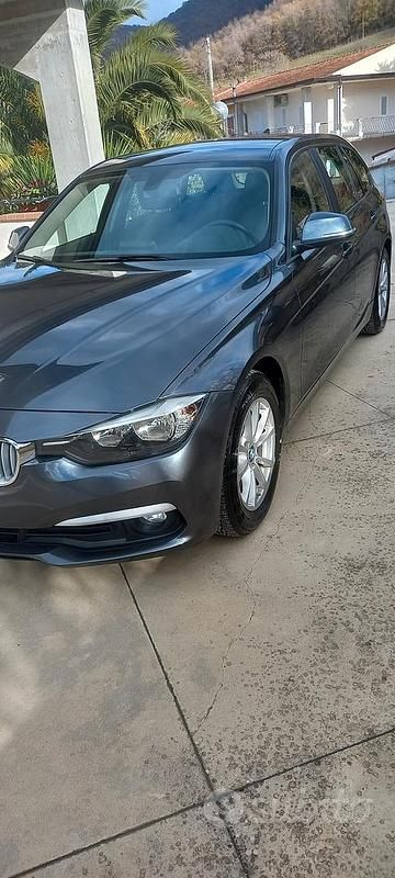 Usata BMW 318 2016 Grigio Station wagon