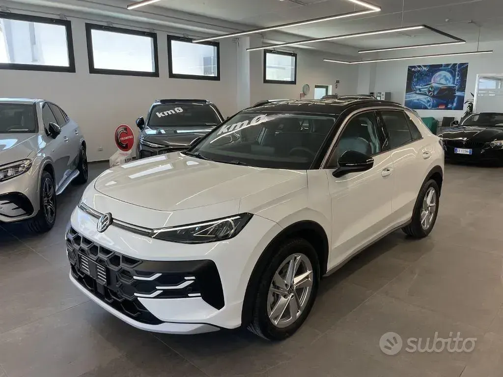 Nuova VW T-Roc Life 116 CV (85 kW) 2026 Bianco SUV