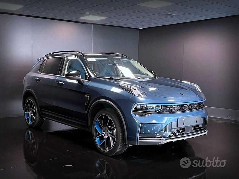 Usata Lynk & Co 01 179 CV (131 kW) 2023 Blu SUV