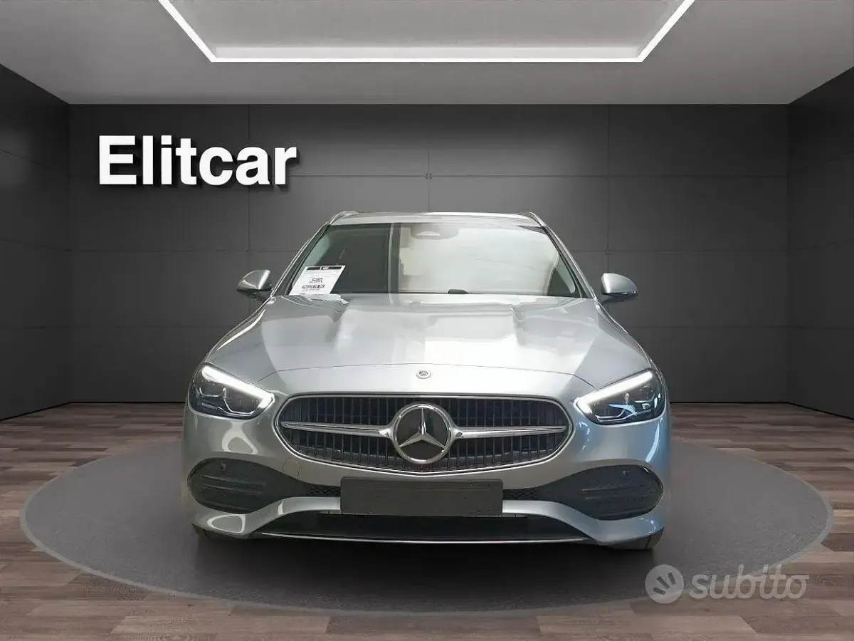 Usata Mercedes C180 Advanced 170 CV (125 kW) 2025 Grigio Station wagon