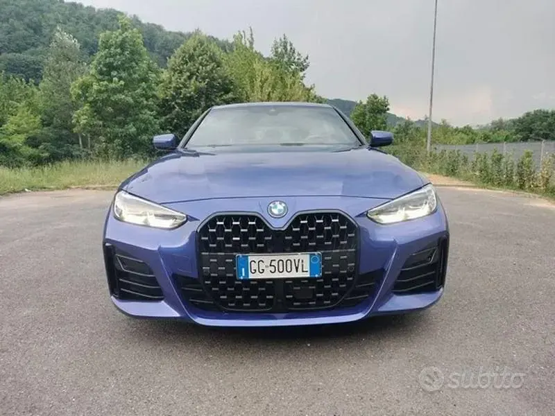 Usata BMW i4 M Sport 250 kW (340 CV) 2022 Bluazzurro Berlina