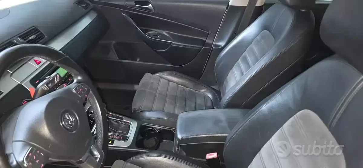 Usata VW Passat Highline 143 CV (105 kW) 2010 Grigio Station wagon