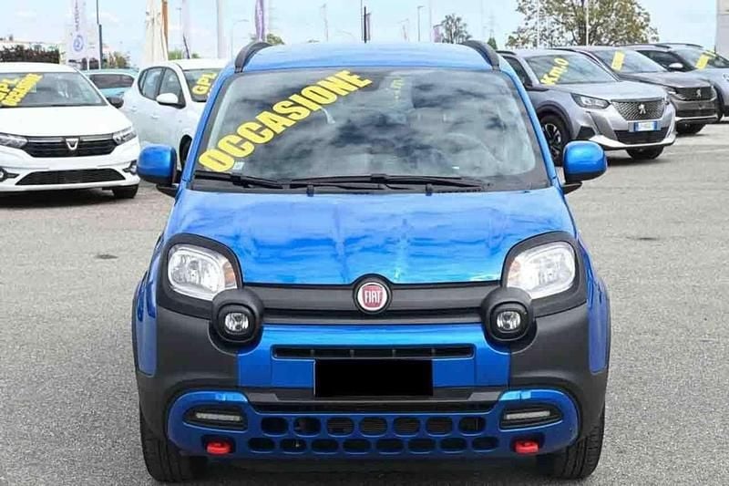 Usata Fiat Panda Cross Cross 69 CV (50 kW) 2023 Blu Utilitaria